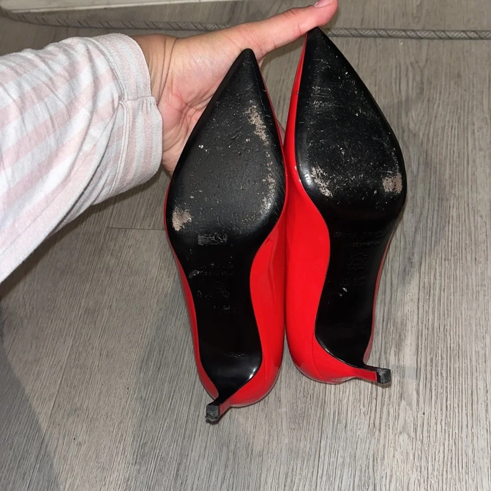 Like new made in Italy Via Spiga Shoes | Via Spiga Low Pointed Toe Heels |